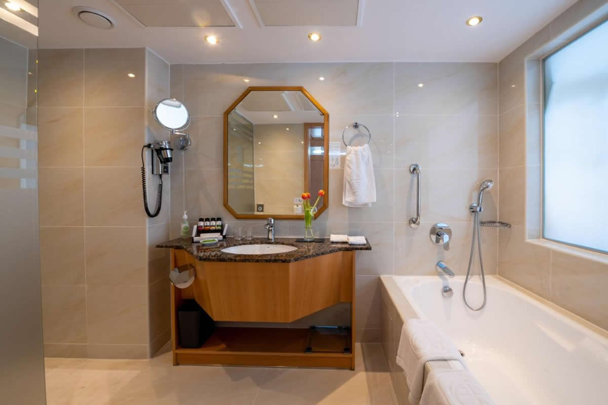 Athena Beach Hotel - Paphos